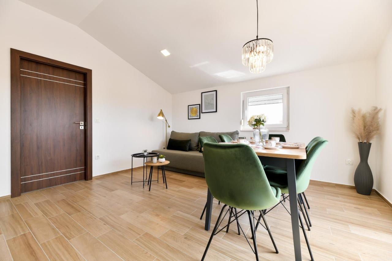Modern Holiday Apartment "Libra" With Swimming Pool Posedarje Exteriér fotografie