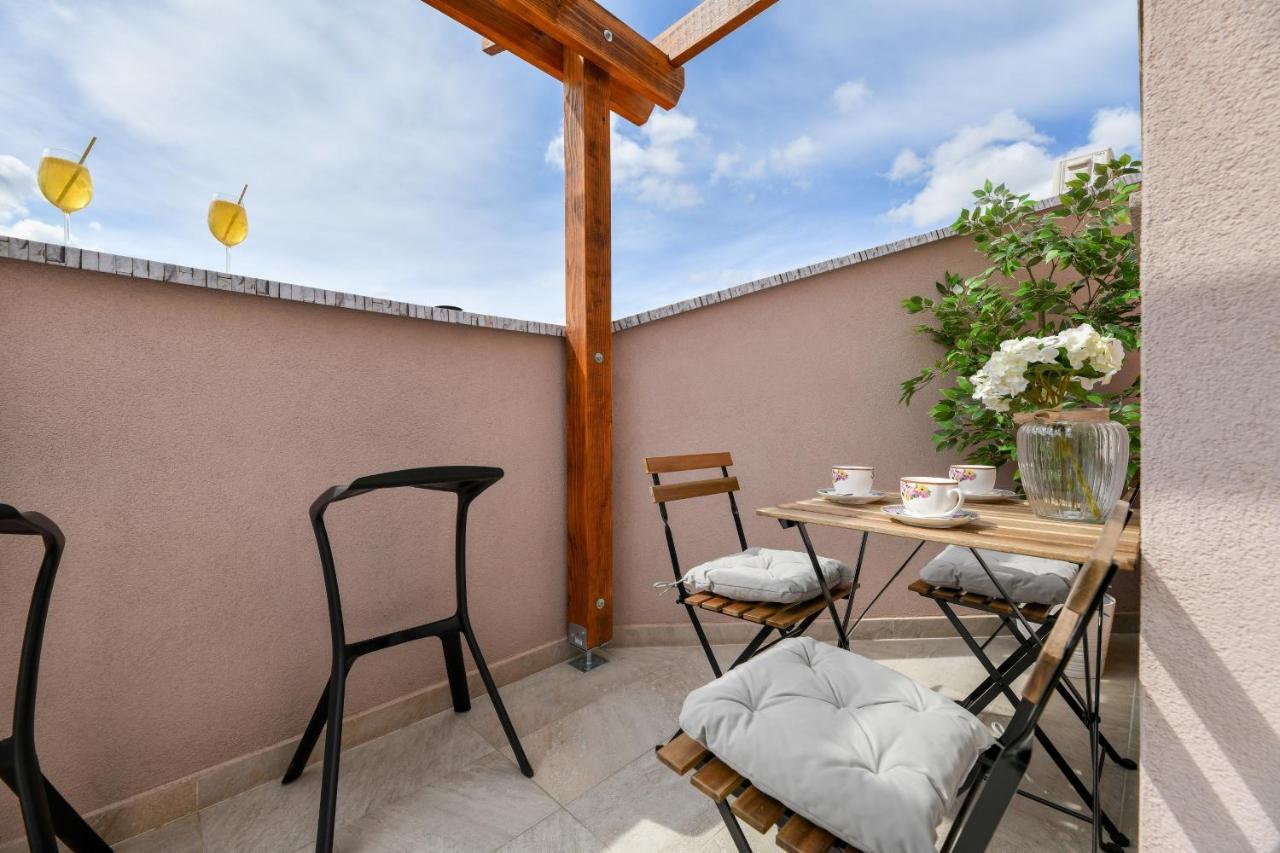 Modern Holiday Apartment "Libra" With Swimming Pool Posedarje Exteriér fotografie