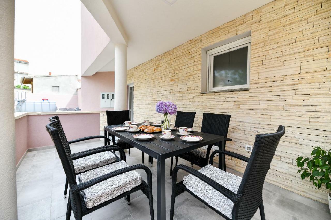 Modern Holiday Apartment "Libra" With Swimming Pool Posedarje Exteriér fotografie